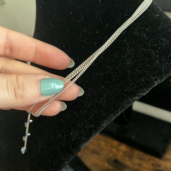 Silver and Blue Necklace - Picture 4 of 10